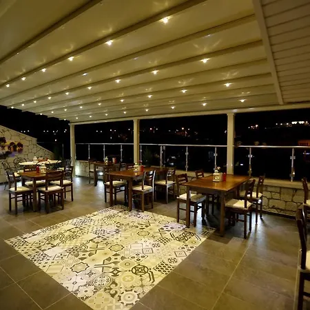 Lodos Alaçatı