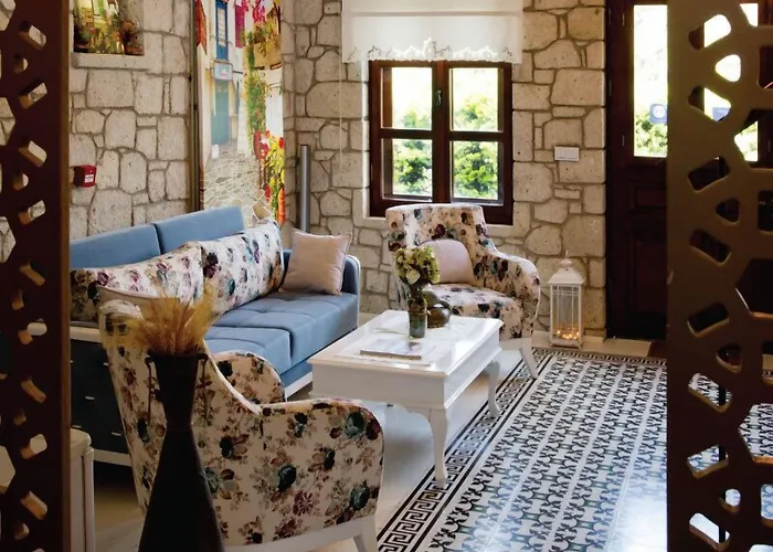 Lodos 4* Алачати